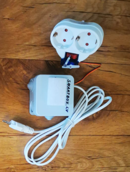 SmartBox ar servo motoriņu